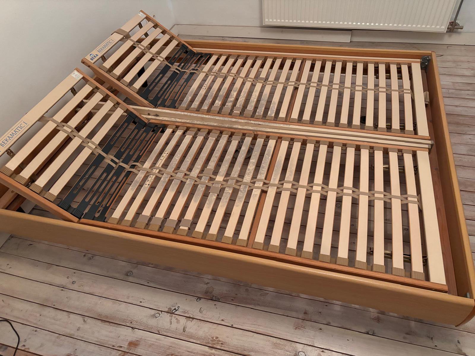 Cadre de lit avec sommiers réglables indépendants Beka, Enlèvement, Utilisé, Sommier, 200 cm