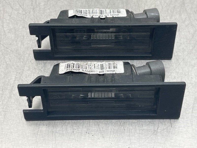 KENTEKENPLAATVERLICHTING Daewoo / Chevrolet Volt, Gebruikt, Daewoo