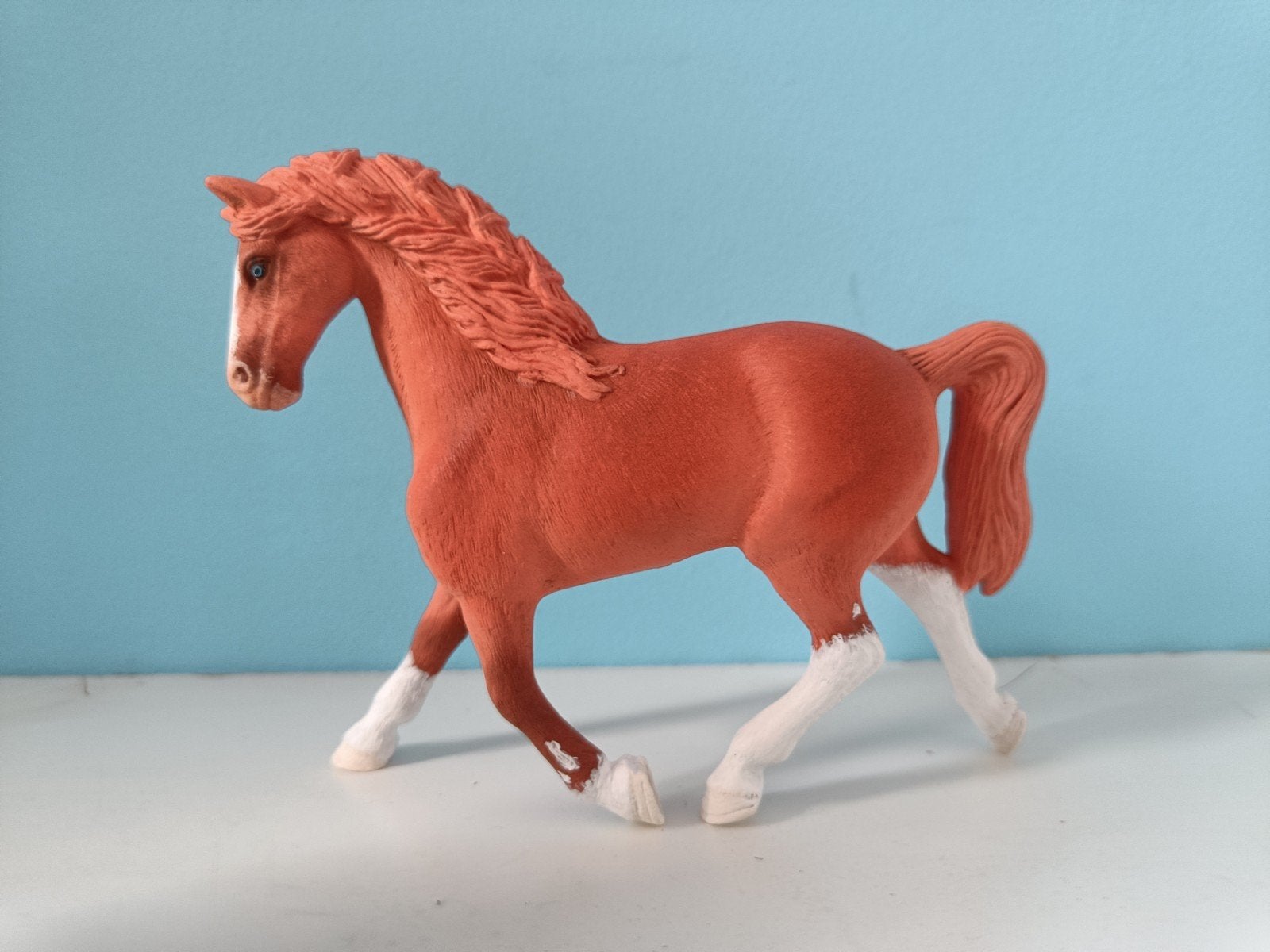 Schleich repaint 'Feinia', Enlèvement ou Envoi, Neuf, Cheval, Statue ou Figurine