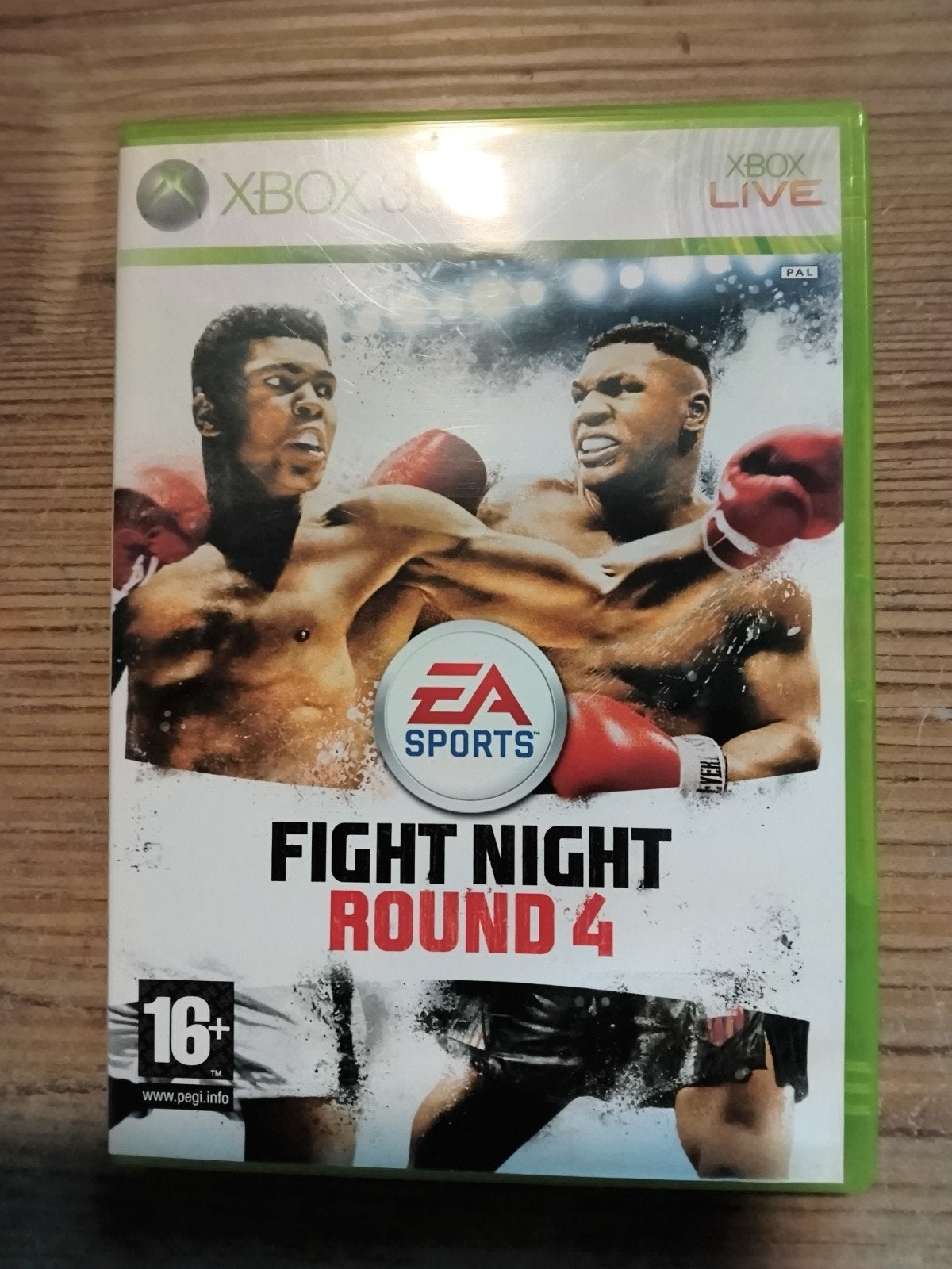 Fight Night Round 4 - Xbox 360, Games en Spelcomputers, Gebruikt, 2 spelers, Ophalen of Verzenden, Vanaf 16 jaar