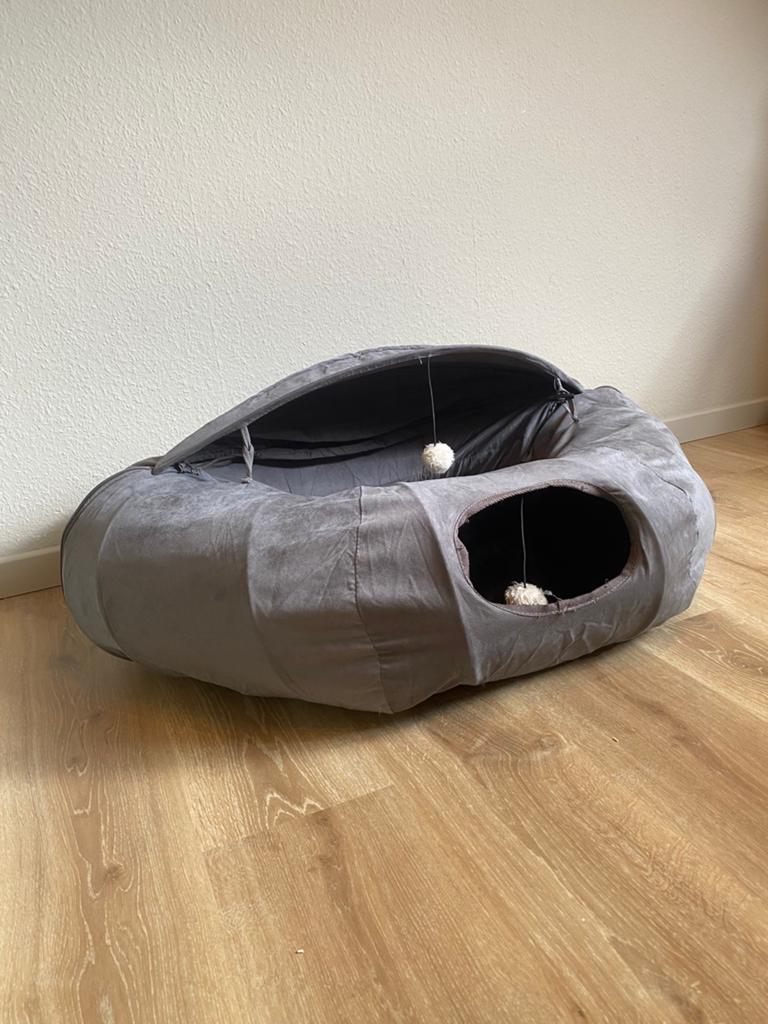 TIAKI Katten donut slaapplaats,kattentunnel,uitklapbare tent, Dieren en Toebehoren, Ophalen, Gebruikt