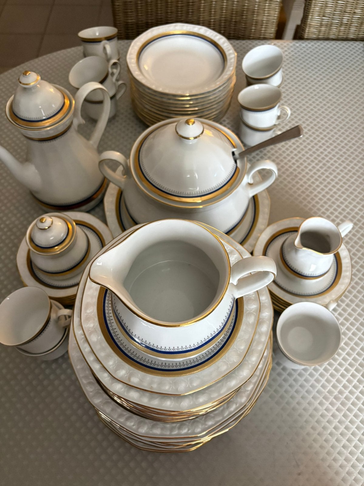 Vaisselle en porcelaine Winterling Röslau », « Bavaria », Enlèvement