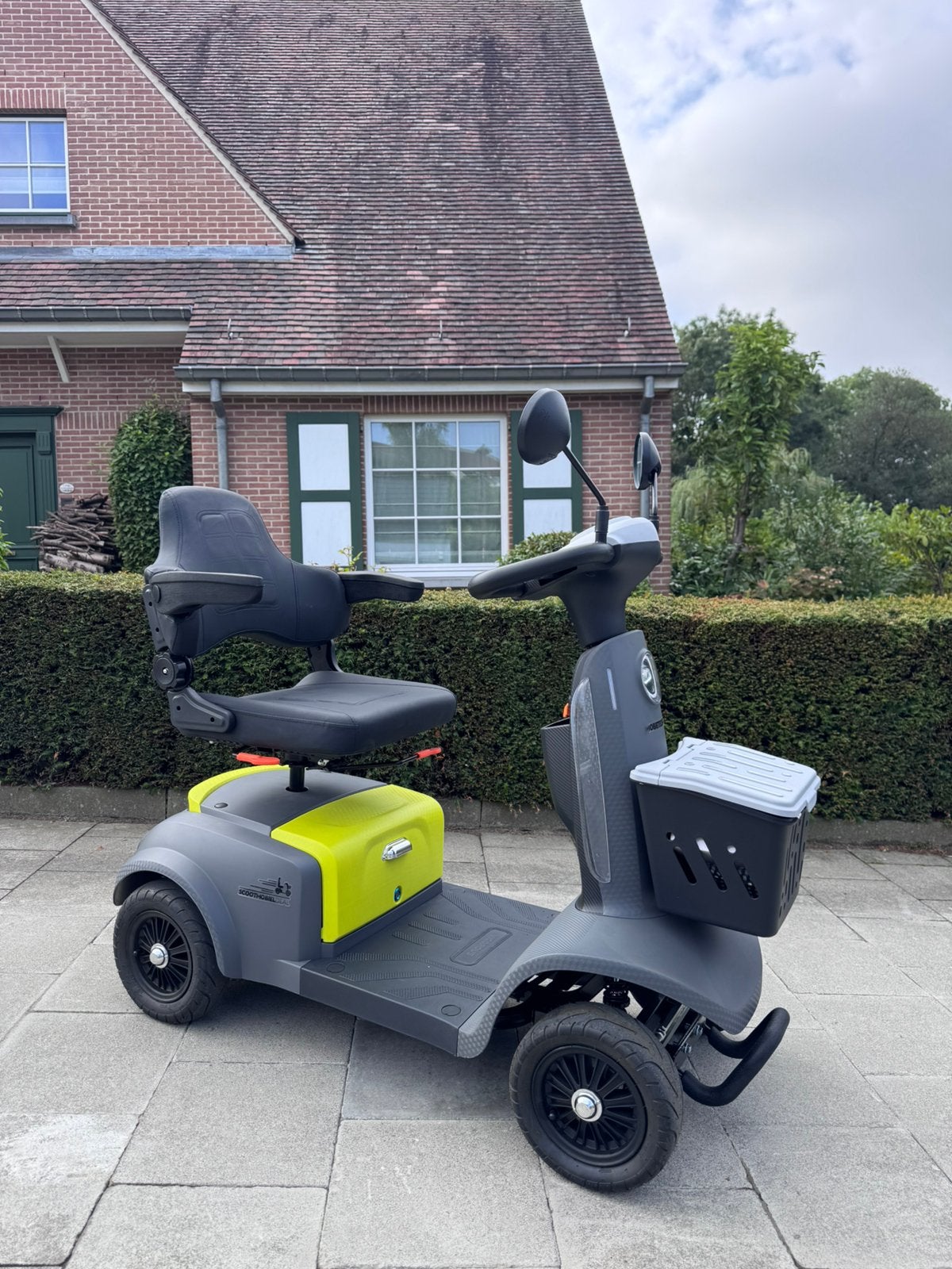 Mobitech F4 Prachtig, modern Scootmobiel ( Nieuwe ), Ophalen of Verzenden, Inklapbaar, Nieuw, Elektrische rolstoel