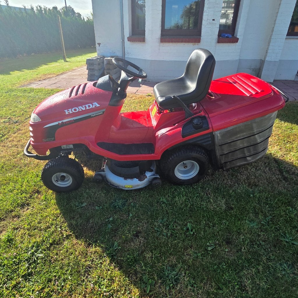 Tractormaaier, Tuin en Terras, Ophalen, Honda, Gebruikt, Opvangbak