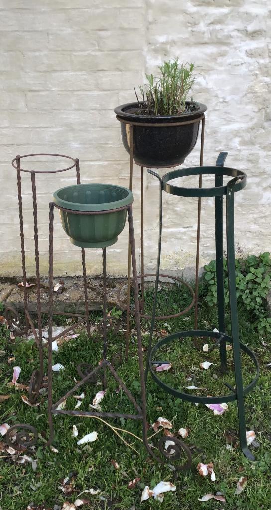 4 plantenstaanders in ijzer voor tuin of terras, Ophalen, Gebruikt, Tuin