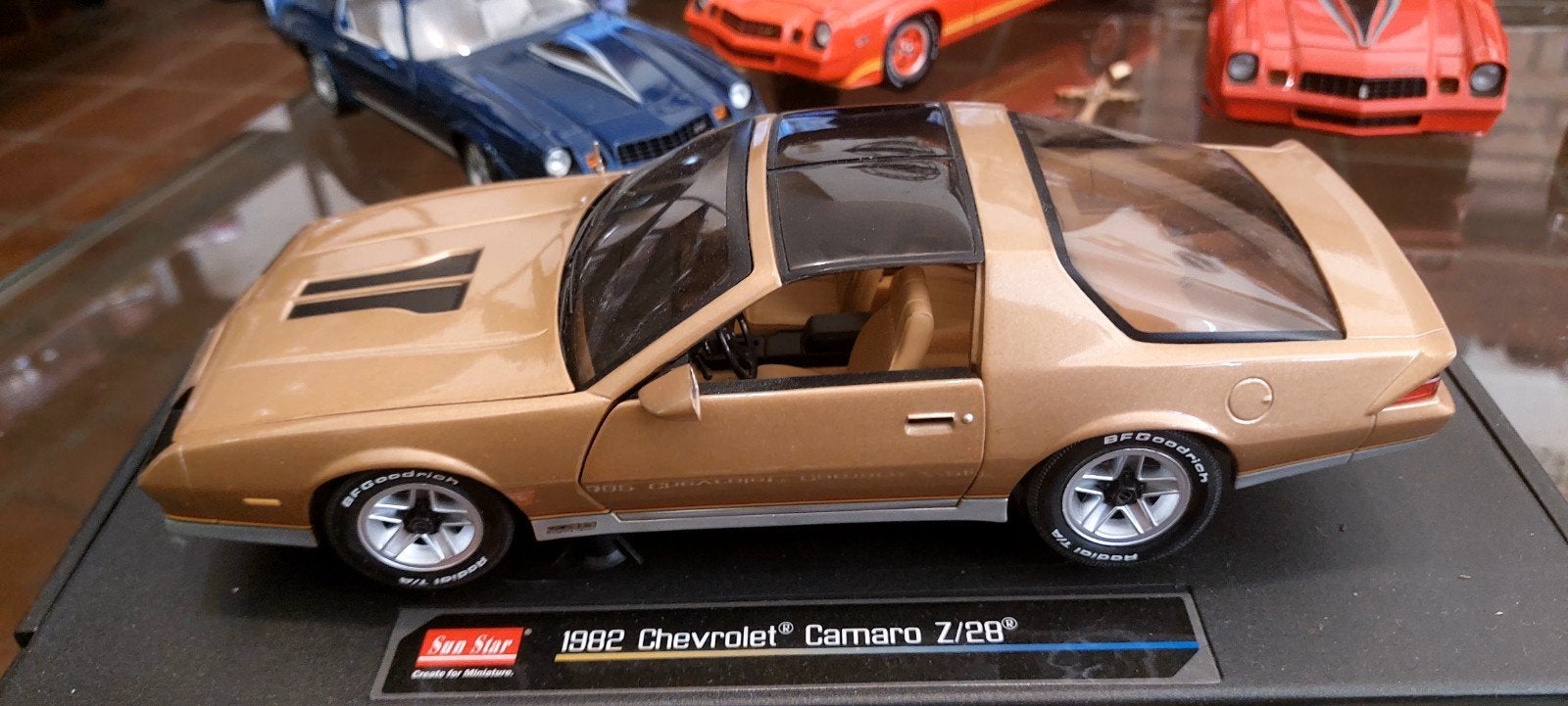 Chevy camaro z28 sunstar nieuw in de ovp, Hobby & Loisirs créatifs, Voitures miniatures | 1:18, Enlèvement ou Envoi, Voiture