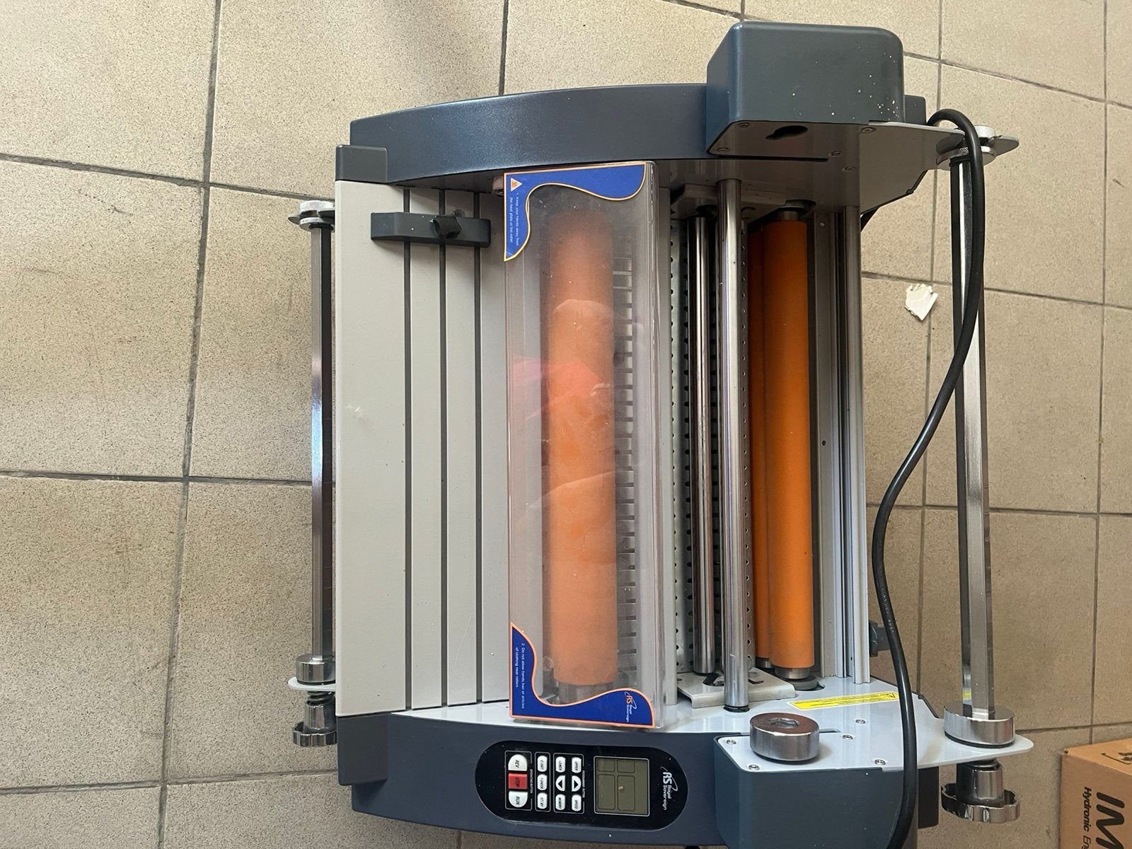Lamineermachine, Ophalen