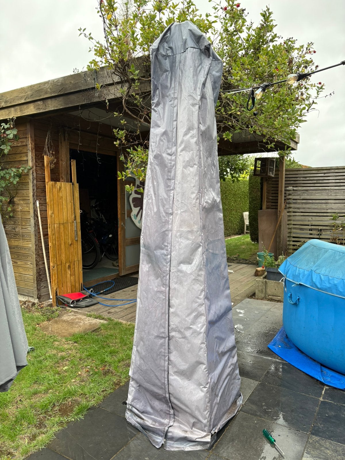 Terrasheater hoog, Ophalen, Gebruikt, Gas, Parasol