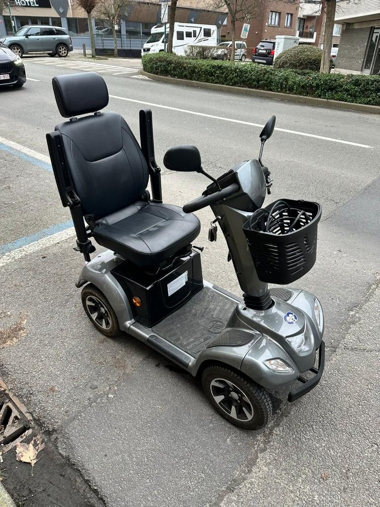 Scootmobiel Vermeiren Carpo 4 Limited Edition inf 0488826971, Diversen, Ophalen of Verzenden, Inklapbaar, Zo goed als nieuw, Elektrische rolstoel