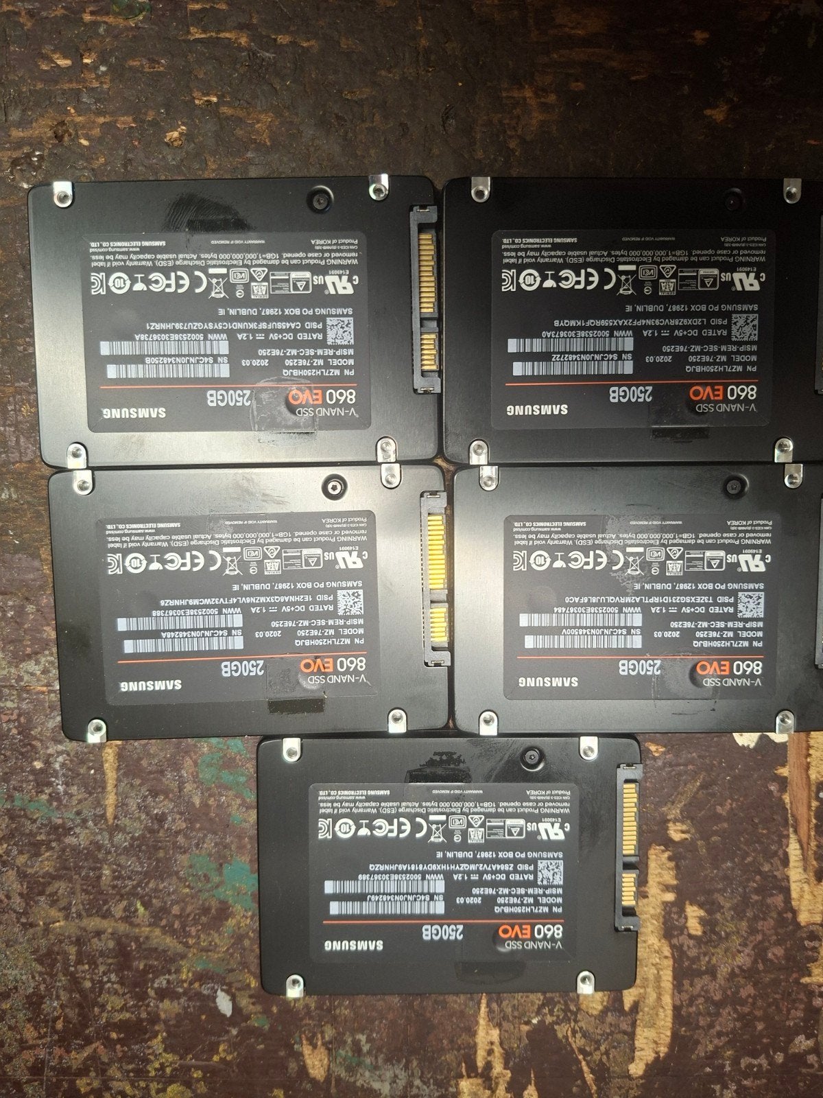 Lot 1 : 5 SSD Samsung 860 EVO 250 Go - 99% Santé, Enlèvement ou Envoi, Interne, Utilisé, Samsung