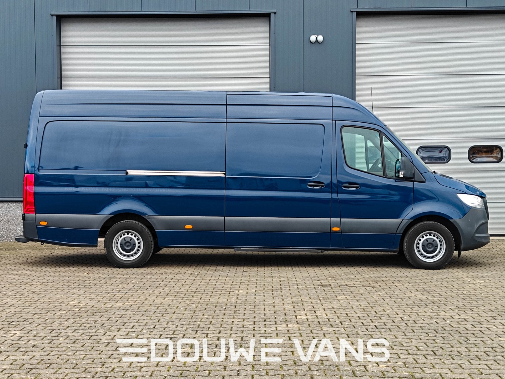 Mercedes-Benz Sprinter 315 L3 Automaat Camera Stoelverwarmin, Auto's, Automaat, Gebruikt, 4 cilinders, 2000 kg