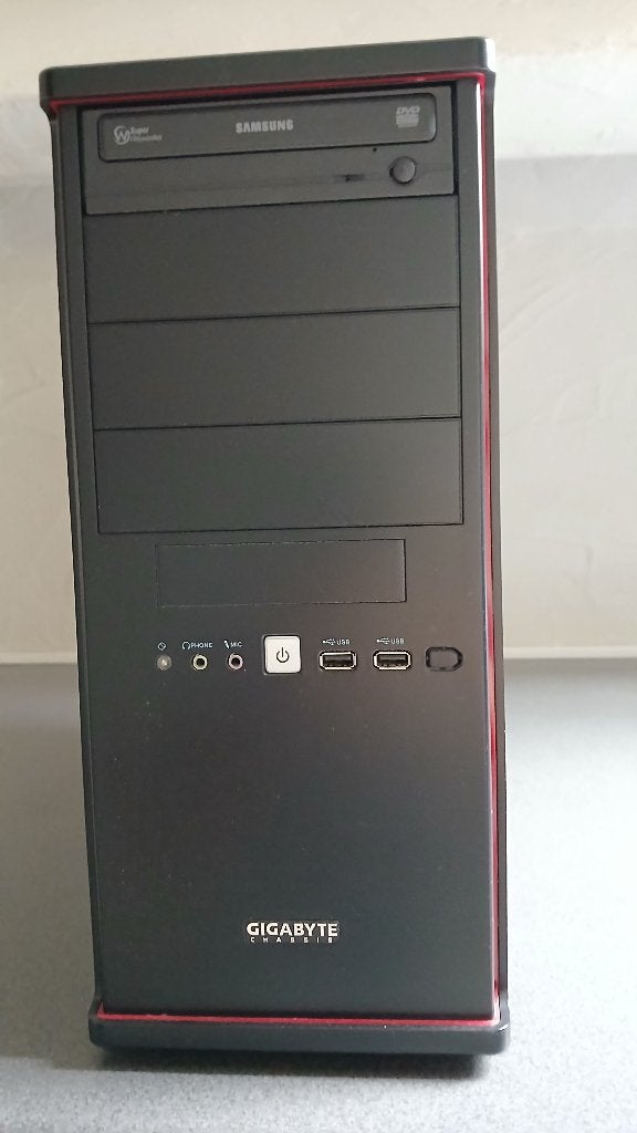 desktop + LG Flatron scherm-verkoop tegen eerlijk bod, Informatique & Logiciels, Enlèvement, Utilisé