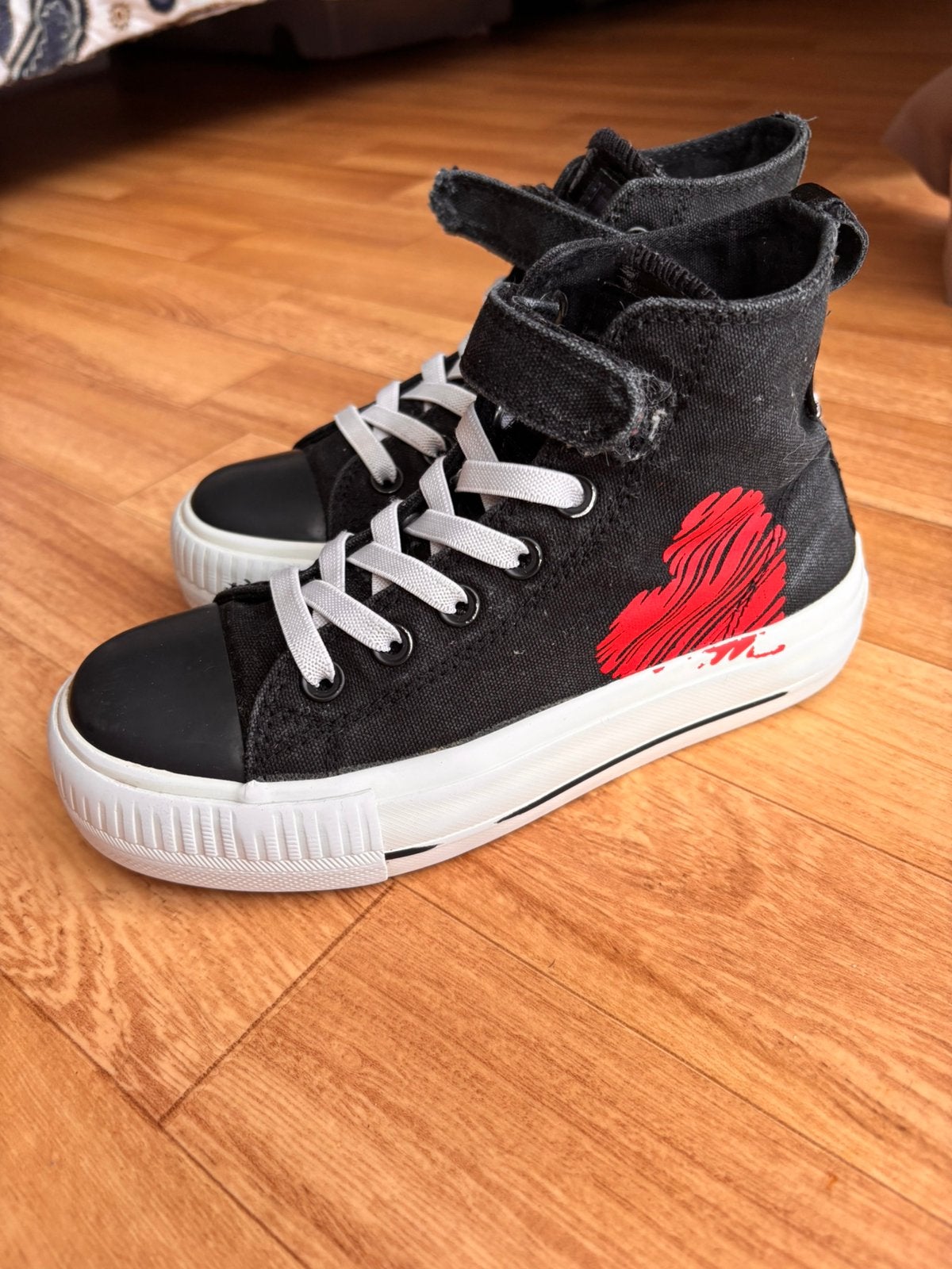 Basket fille 31/32, Enfants & Bébés, Vêtements enfant | Chaussures & Chaussettes, Enlèvement, Utilisé, Fille, Chaussures