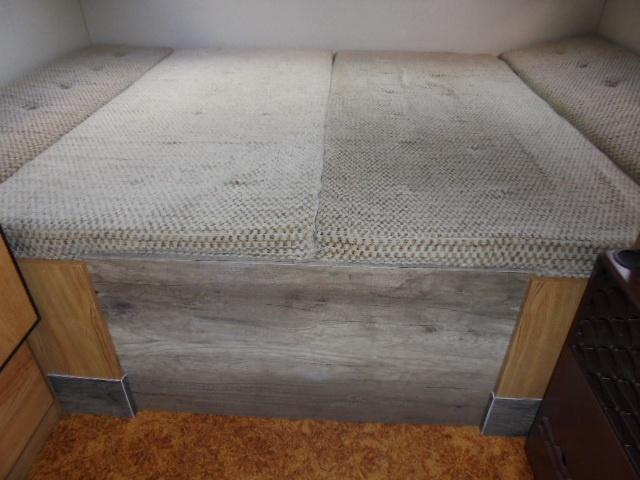 mooie 380 Lichtgewicht,verwarming,frigo,toiletruimte+tent--, Entreprise, Jusqu'à 4 m, 500 - 750 kg, Coin salon convertible