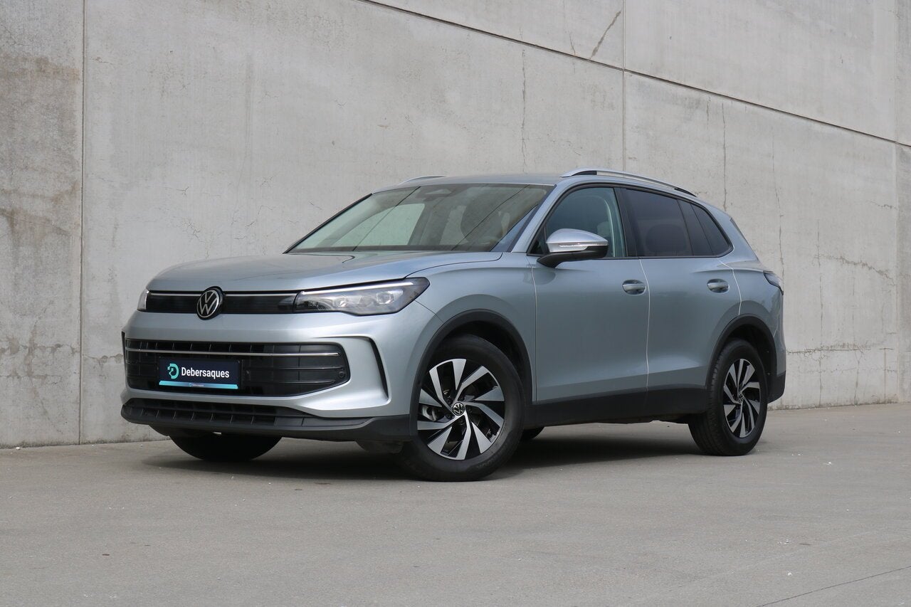 Volkswagen Tiguan 1.5 eTSI | IQ.LIGHT | Achteruitrijcamera, Autos, Argent ou Gris, Achat, Entreprise, 0 kg