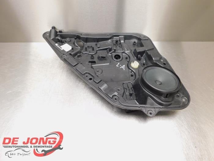 Mécanique vitre 4portes arrière gauche d'un Mercedes GLA, 3 mois de garantie, Utilisé, -, -