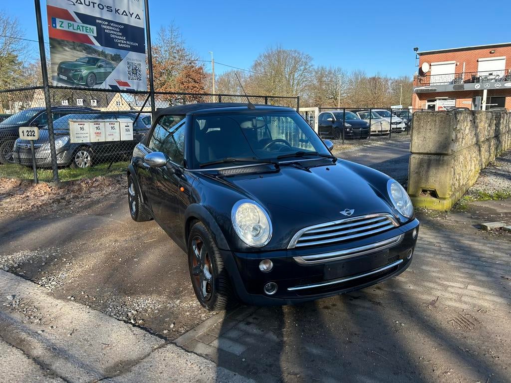 Mini Cooper Cabrio 1.6 essence à 2005 km 212 000, Autos, Entreprise, Boîte manuelle, Noir, 2 portes