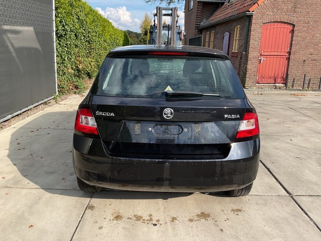 ACHTERKLEP Skoda Fabia III (NJ3) (|6V6827023G|6V6827025H|), Gebruikt, Skoda, Achterklep