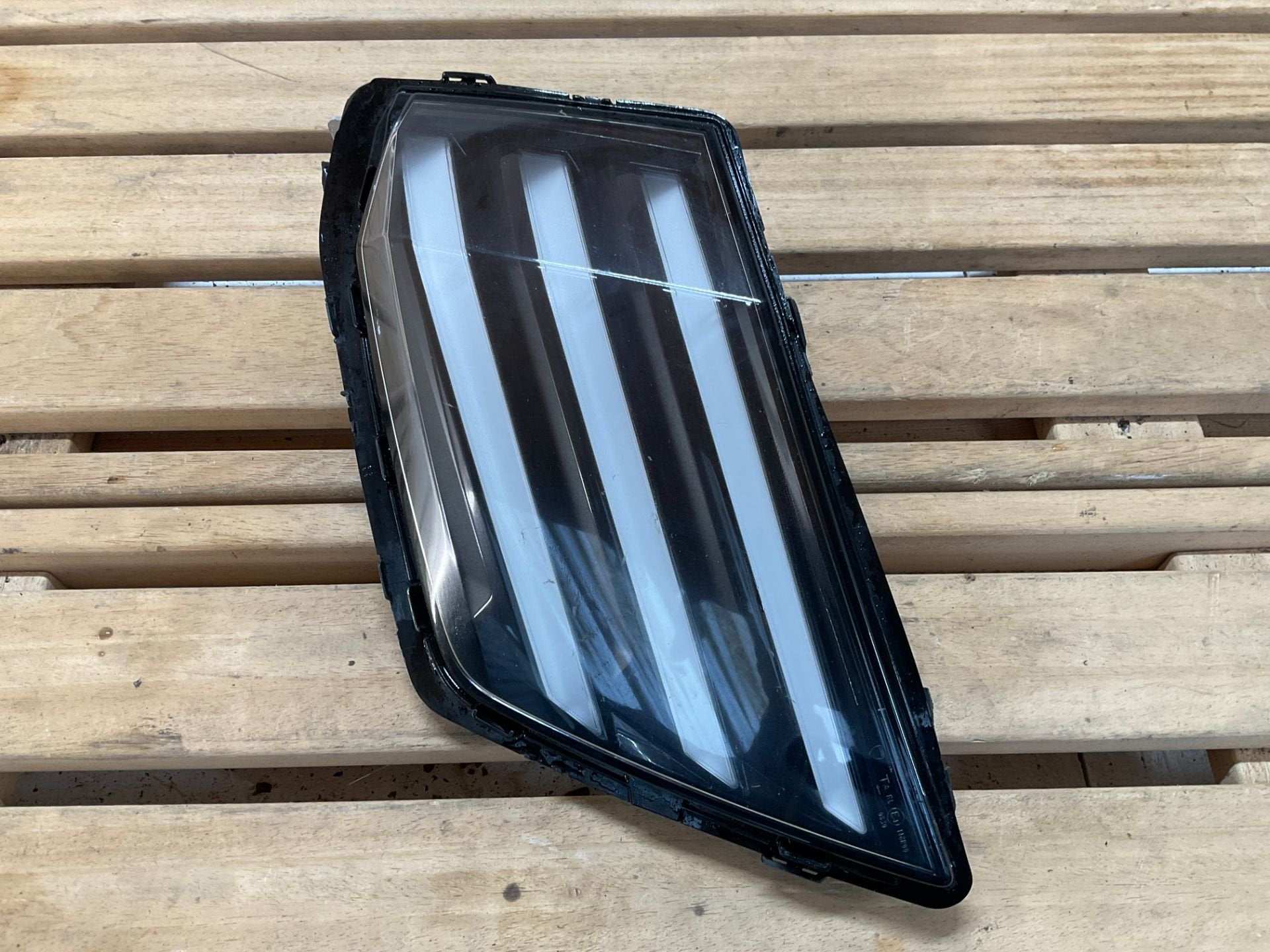Dagrijverlichting Peugeot 208 II 2008 08 9851053980 24-26 Re, Taurusavenue 1
2132 LS  Hoofddorp, NL, Gebruikt, Contact.group@renault.com