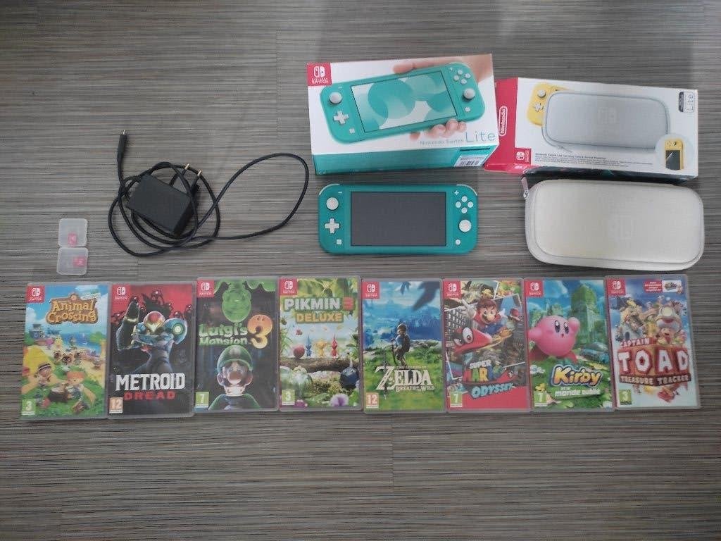 Nintendo Switch Lite bleue + 8 jeux + accessoires — Lot, Ophalen, Turquoise, Gebruikt, Met beschermhoes of tas
