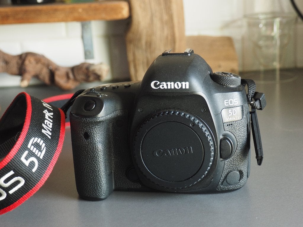 Canon materiaal oa  canon 5D mark IV weinig gebruikt, Audio, Tv en Foto, Fotocamera's Digitaal, Gebruikt, Canon, Ophalen of Verzenden