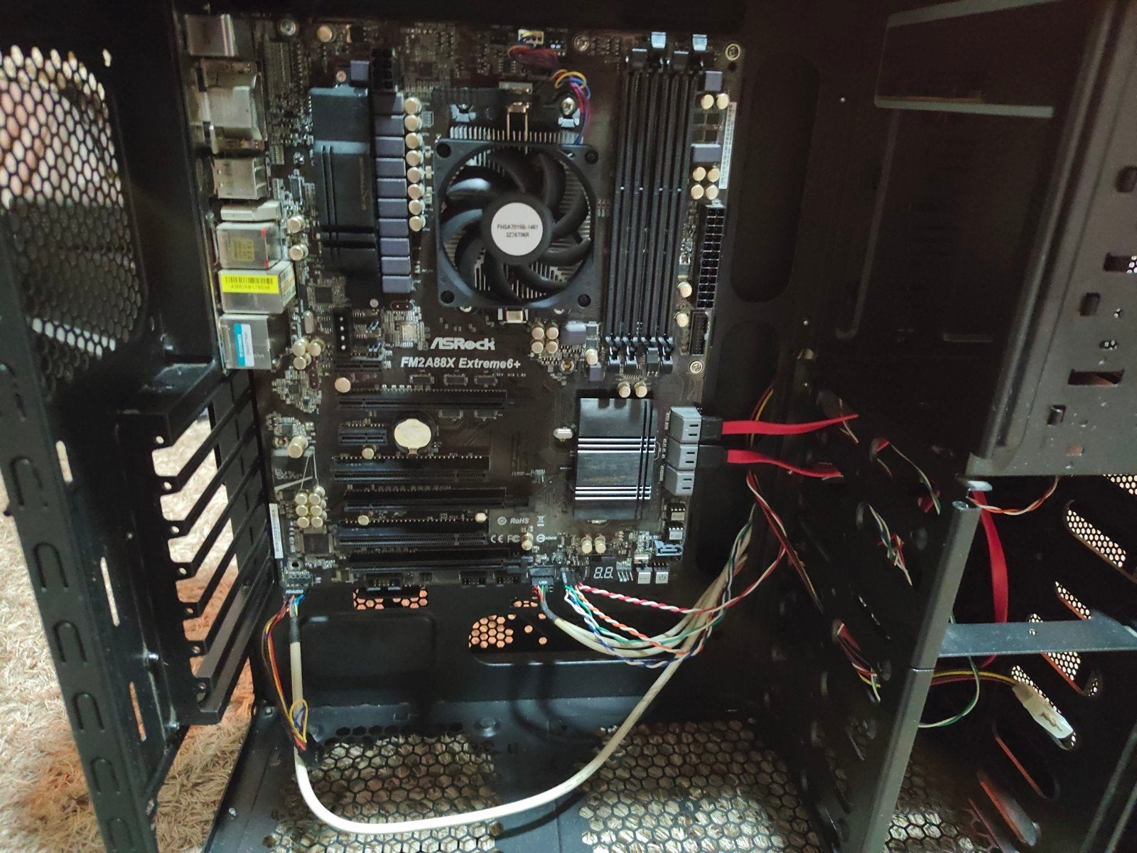 pc case met prossesor en cabelen bij, Informatique & Logiciels, Enlèvement ou Envoi
