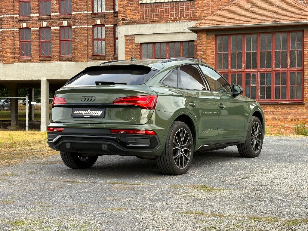 Audi Q5 55 TFSIe Quattro SB Sline Kameleon in district green, Auto's, Audi, Automaat, Dealer onderhouden, 4 cilinders, 34 g/km