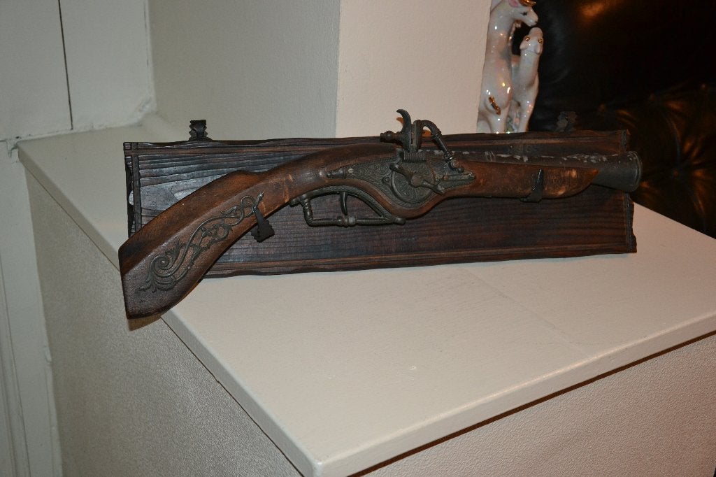 pistolet, Antiquités & Art, Enlèvement