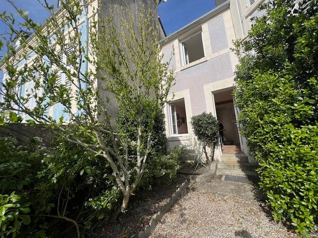 Maison avec jardin à 3 min de la mer, Trouville (France), France, Frankrijk, Woonhuis, Stad