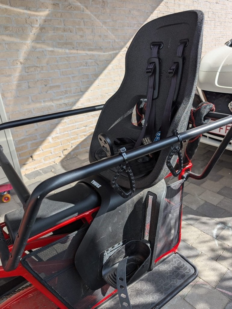 thule YEPP 2 MAXI zwart, Ophalen, Achterzitje, Gebruikt, 9 t/m 36 kg