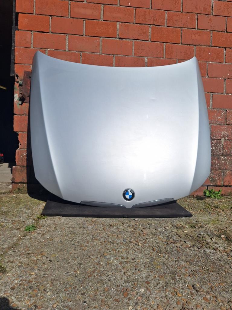 Capot Bmw E90/91, Enlèvement, BMW, Capot moteur