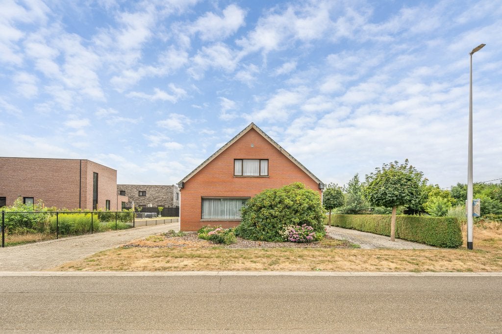 Ruime gezinswoning met 5 slaapkamers in Heusden-Zolder, 500 à 1000 m², Maison individuelle, Heusden-Zolder, 190 kWh/m²/an