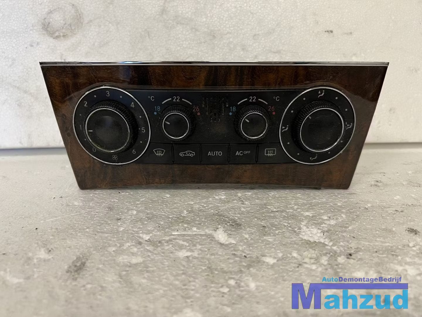 MERCEDES C-KLASSE W203 W209 Kachel airco paneel 2000-2007, Gebruikt, Mercedes-Benz AG, Mercedes-Benz, Mercedesstrasse 120
70372  Stuttgart, DE