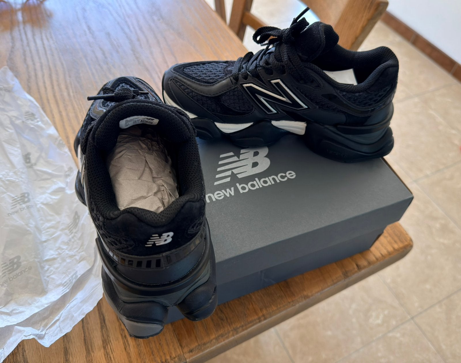 New balance 9060, Ophalen, Zwart, Nieuw, Sneakers
