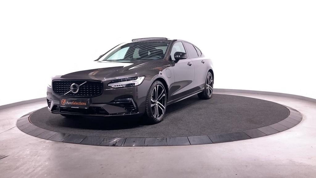 Volvo S90 S90 RECHARGE T8 ULTIMATE DARK + FOUR C + B&W + 20”, Auto's, Volvo, 4 deurs, 0 min, Zwart, 0 kg