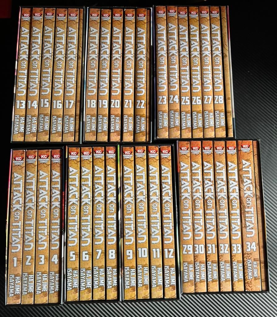 Attack on Titan Manga Vol. 1 t/m 34 -Box Sets, Boeken, Strips | Comics, Zo goed als nieuw, Complete serie of reeks, Japan (Manga)