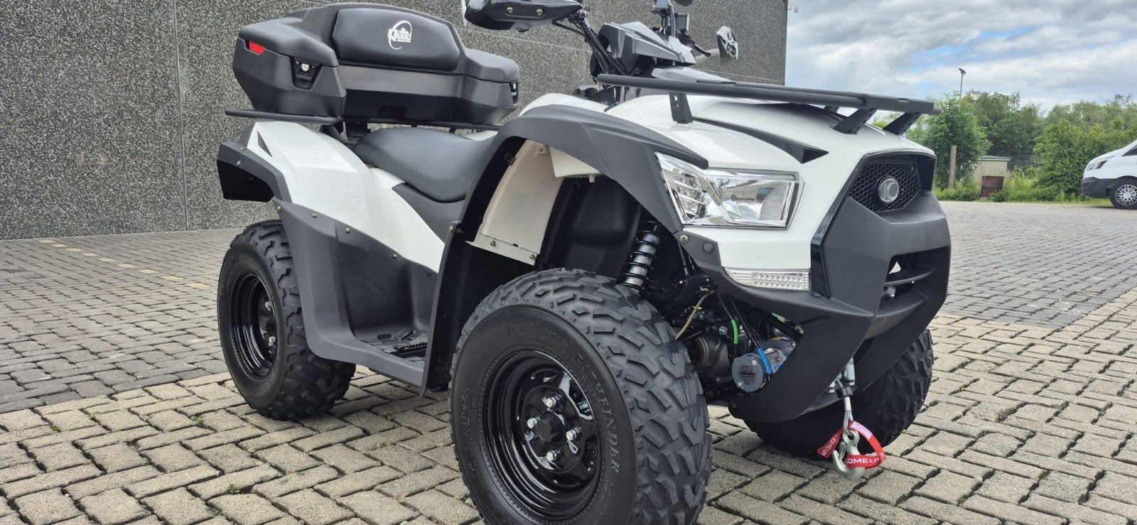 Quad Kymco 550cc 2zit 1200km navi topbox 2018, 550 cc
