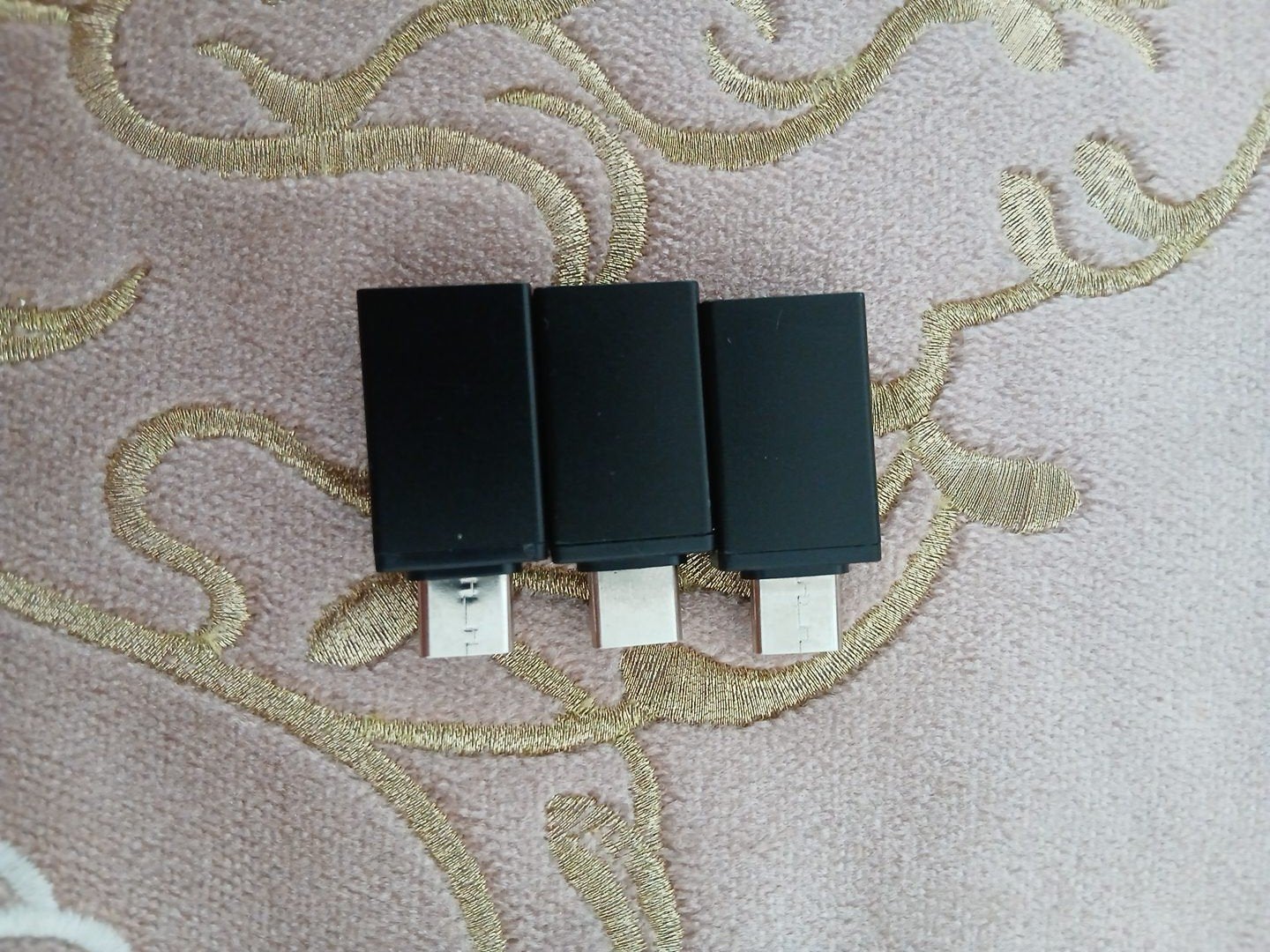 USB-A naar USB-C adapters, Ophalen