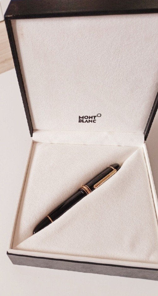 Originele Montblanc Meisterstück Classique Vulpen Model 145, Collections, Stylos, Enlèvement ou Envoi, Neuf, Stylo, Mont Blanc