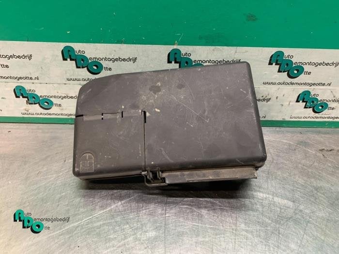 Boîte à fusibles d'un Opel Corsa (Corsa D 07-), -, Opel, 3 mois de garantie, Utilisé