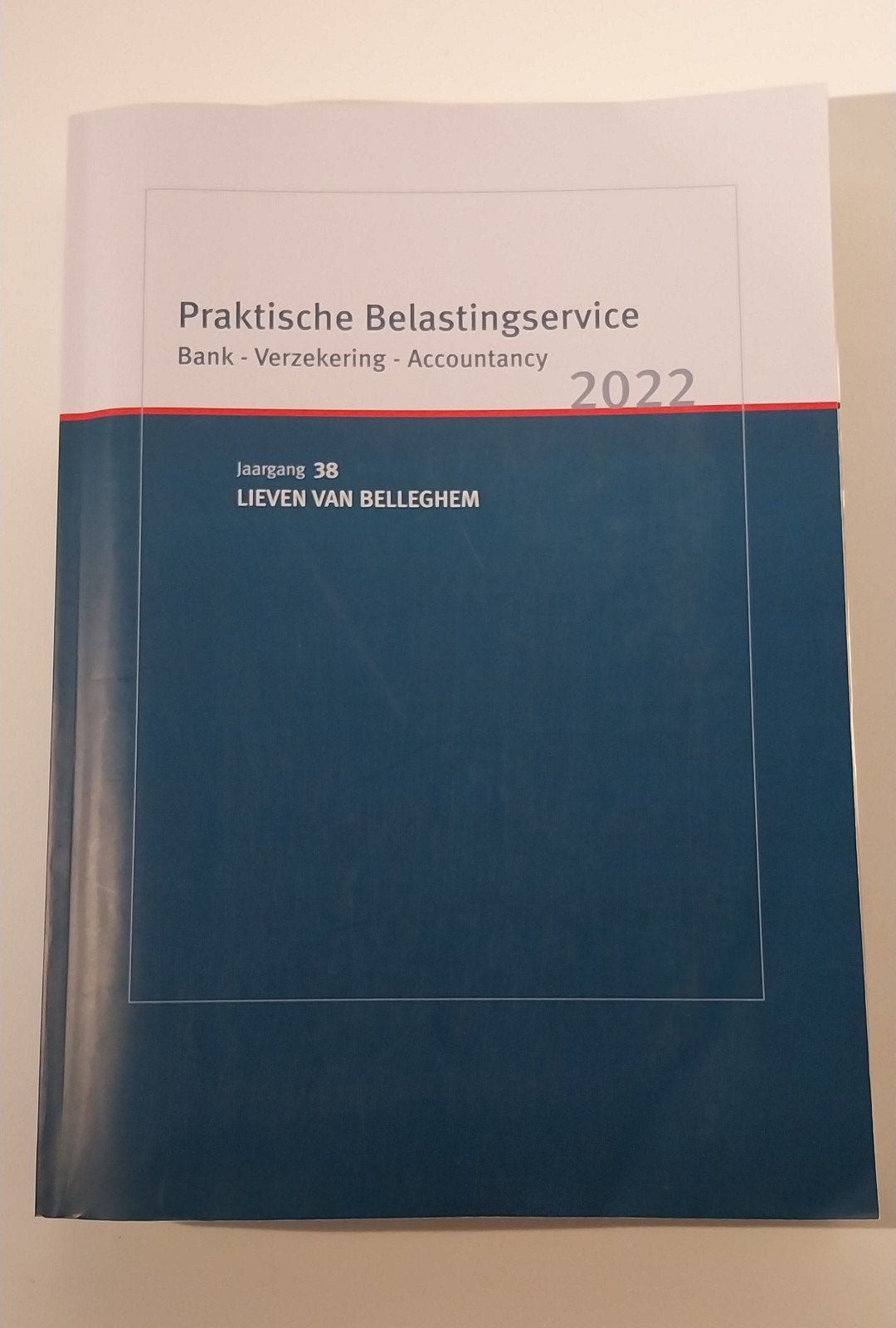 ​Boek Praktische Belastingservice 2022 Lieven Van Belleghem, Ophalen of Verzenden, Zo goed als nieuw