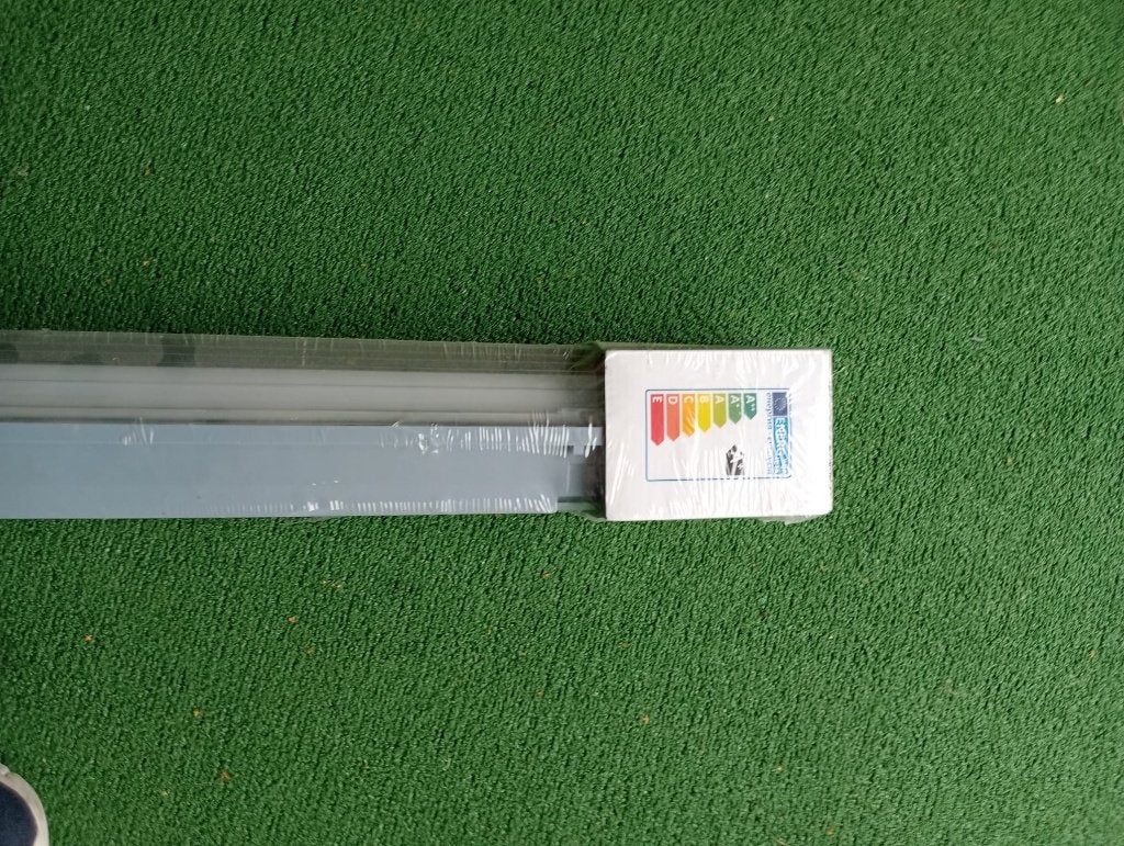 LEDLAMP APLUS, Huis en Inrichting, Ophalen, Nieuw, Modern, Kunststof