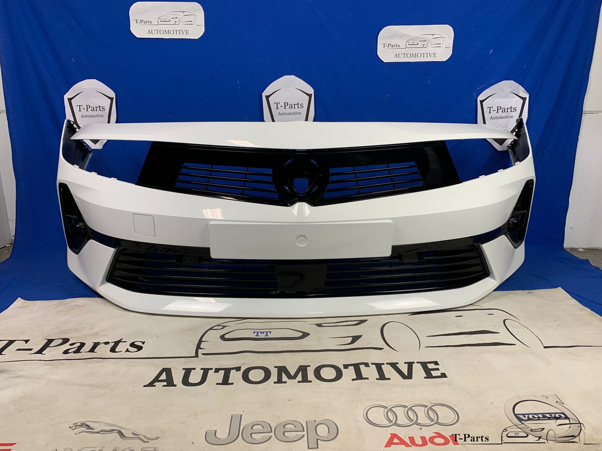 Opel astra L GS line 2022+ voorbumper bumper grille gril roo, Auto-onderdelen, Info@fabrikant.eu, Fabrikant BV, Opel, Nieuw