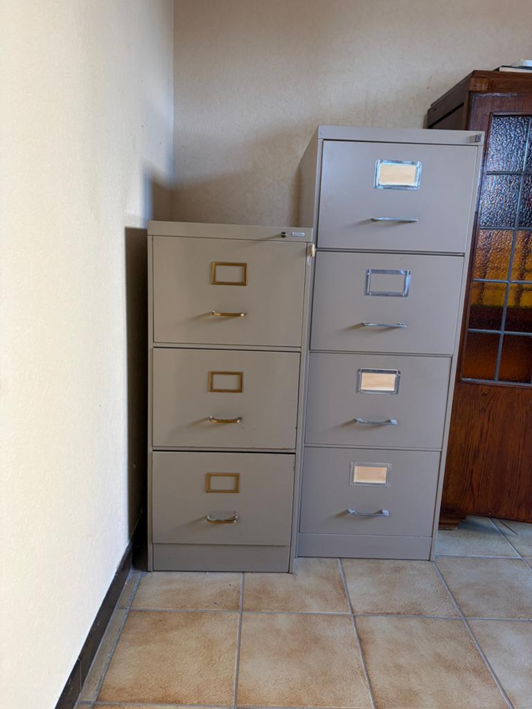 2 metalen archiefkasten, Ophalen, Minder dan 50 cm, 100 tot 150 cm, Zo goed als nieuw