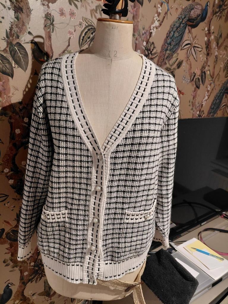 Leo en Ugo prachtige vest taille 5, Enlèvement