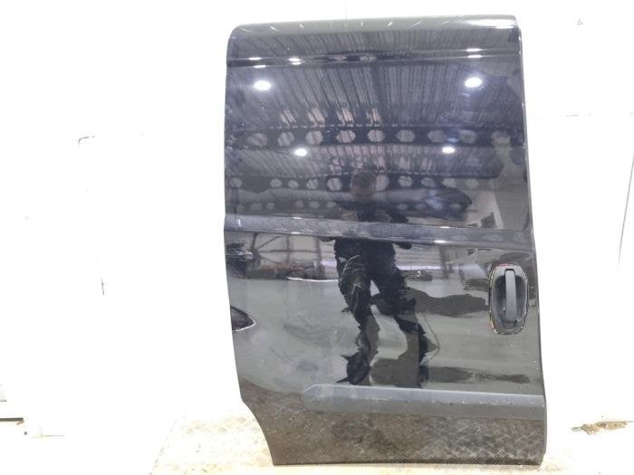 Porte coulissante droite d'un Fiat Doblo, Autos : Pièces & Accessoires, -, 3 mois de garantie, Utilisé, Porte