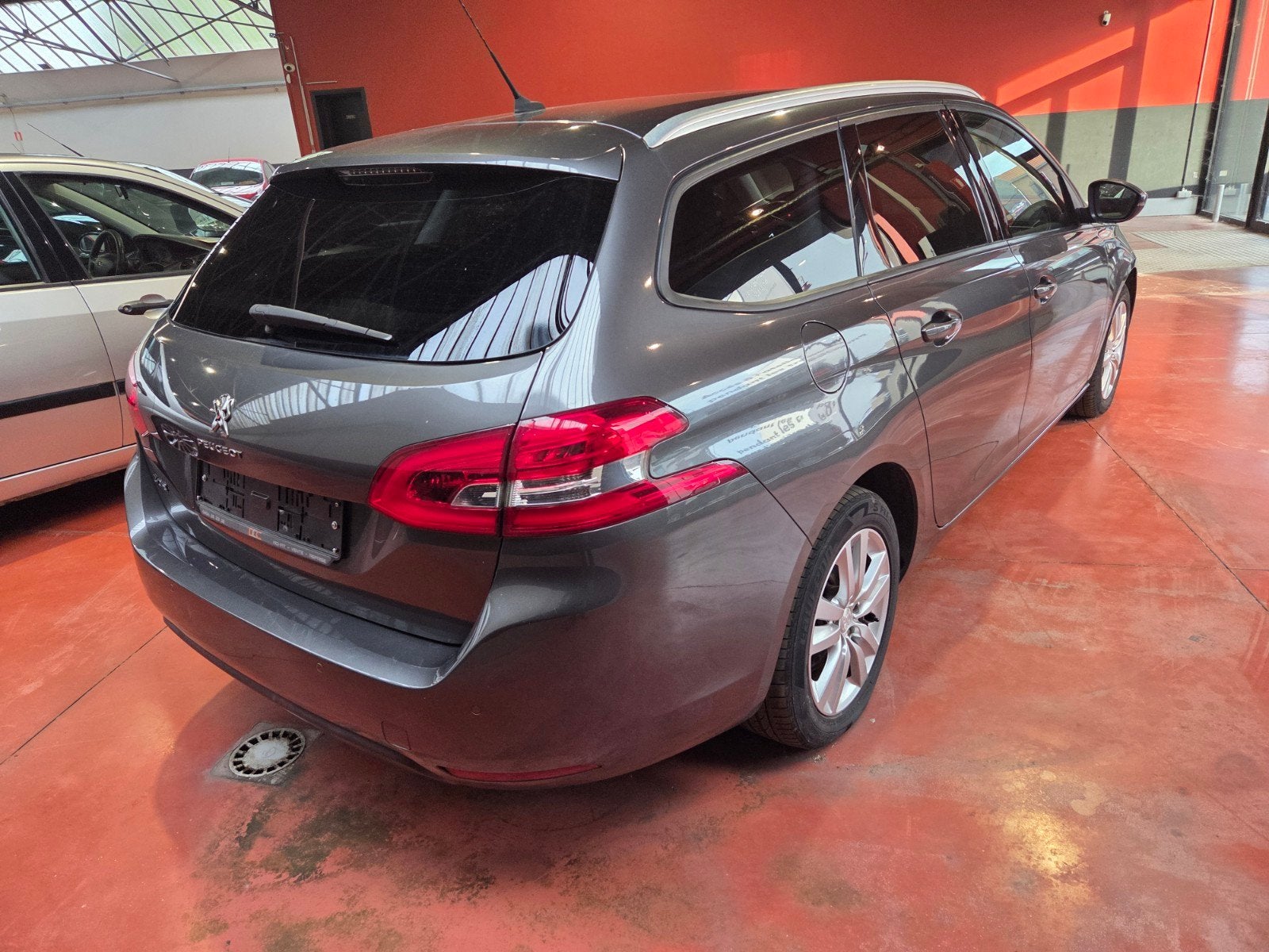 Peugeot 308 1.6 HDi Break – 100 ch - Garantie 12 mois, Particulier, Achat