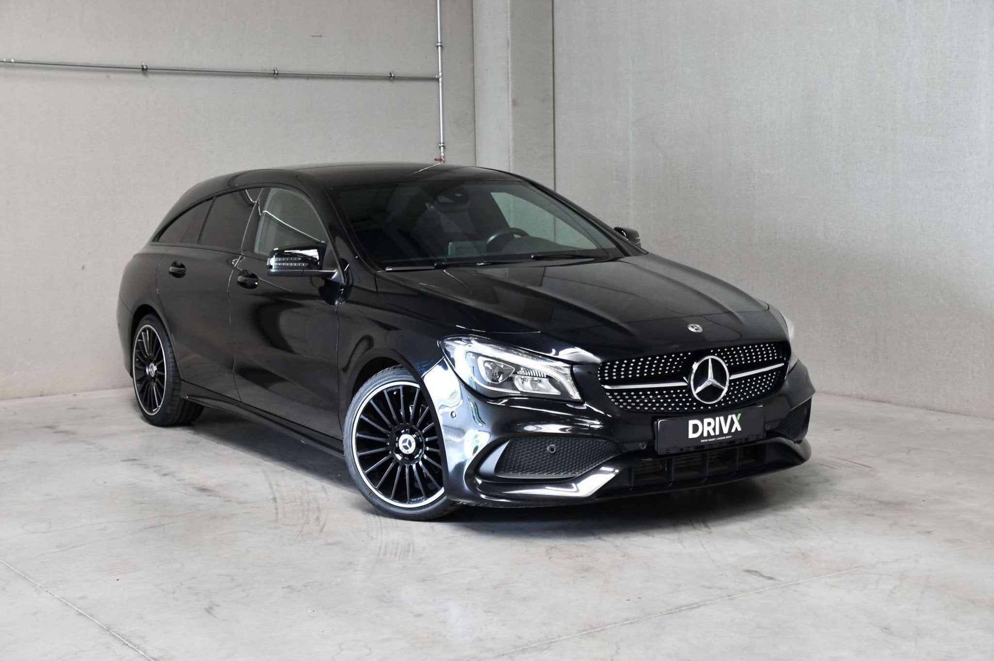 Mercedes-Benz CLA-Klasse 180 Shooting Break - AMG Line - Cru, Autos, CLA, Achat, Euro 6, Noir