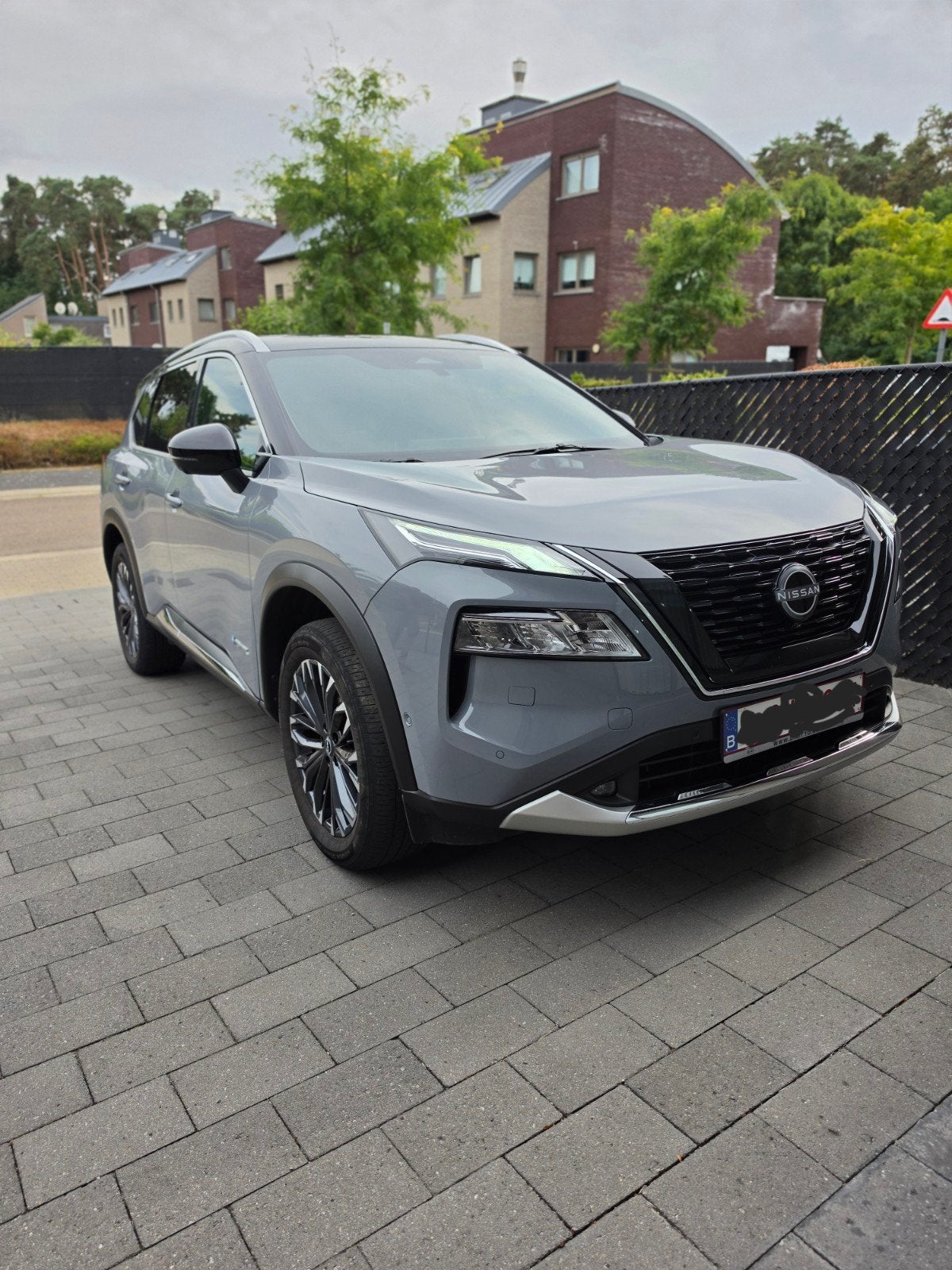 Nissan X-Trail  e-POWER e-4ORCE Tekna+ (7-Zits) |, Auto's, Dealer onderhouden, 1497 cc, 7 zetels, Leder