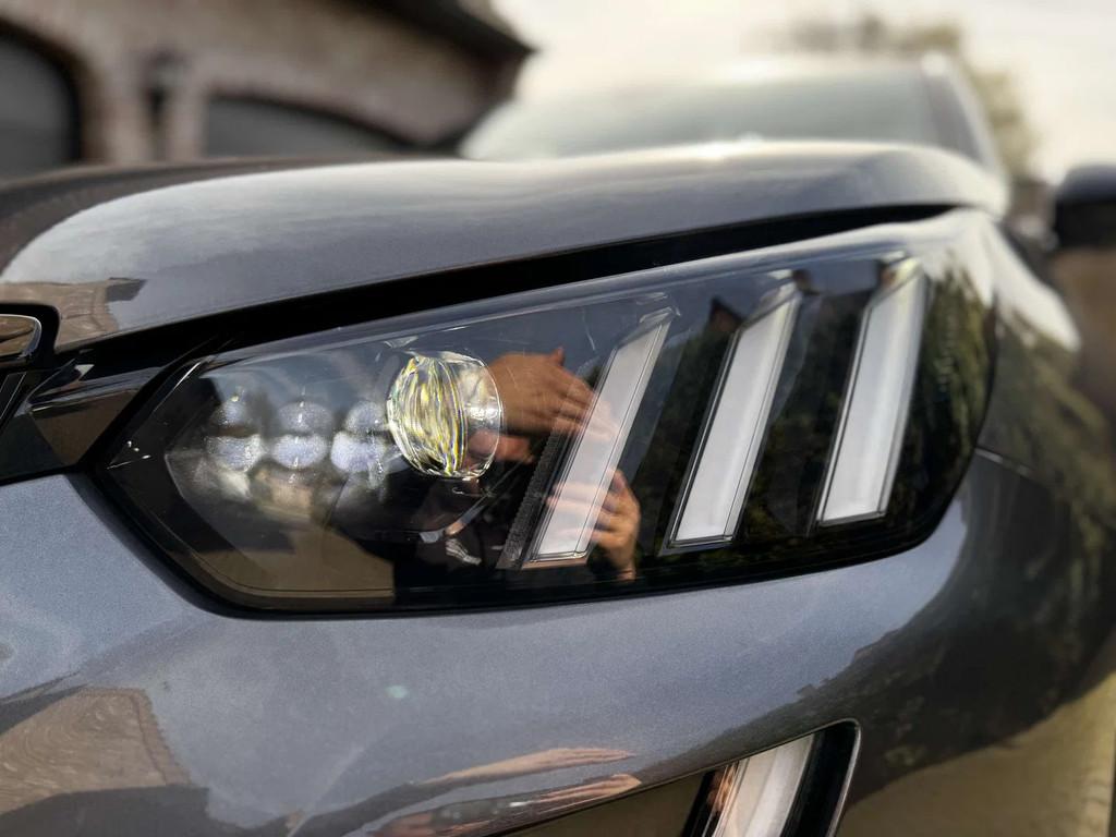 Peugeot 2008 | GT LINE | FULL LED | PANO | NAVI | CARPLAY |, Auto's, Peugeot, https://public.car-pass.be/vhr/3e4f11ac-c529-4359-890c-c38c537a4daa
